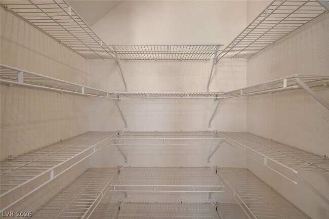 Building Photo - 121 Standing Stone St