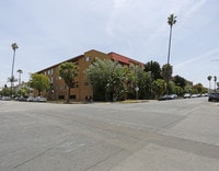 Building Photo - 400 Gramercy
