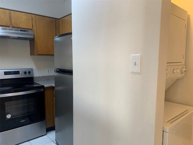 Building Photo - 2710 Grants Lake Blvd