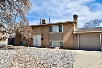 Building Photo - 7211 Ramanee Dr