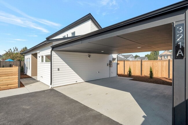 Primary Photo - Modern New Construction Home in Pacific – ...