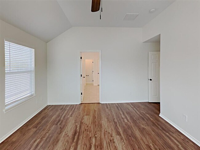 Building Photo - 15334 Sienna Oak Dr