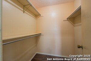 Building Photo - 1002 River Oak Dr