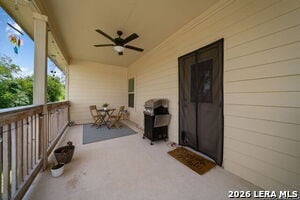 Building Photo - 1100-1102 Stanley Wy