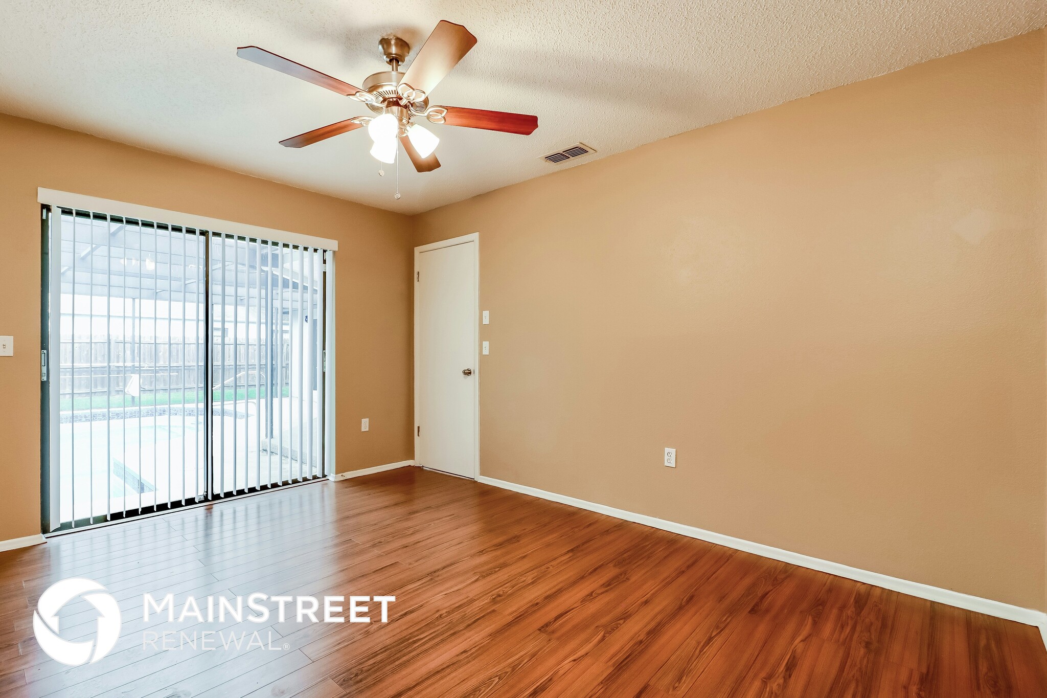 Building Photo - 8373 Camphor Dr