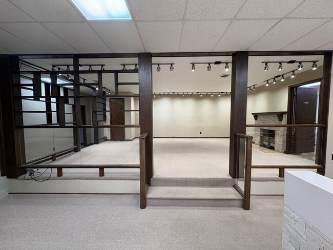 Building Photo - 1207 W Main St