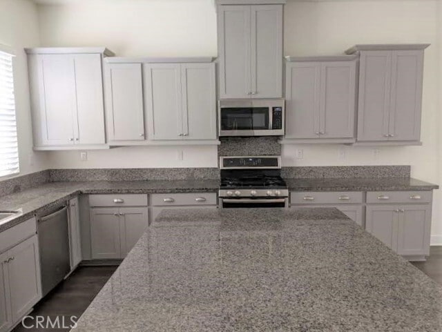 Building Photo - 15940 Ellington Wy