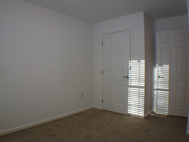 Building Photo - Single Family Ranch Style Home- South Berw...