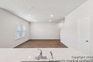 Building Photo - 9926 Auger
