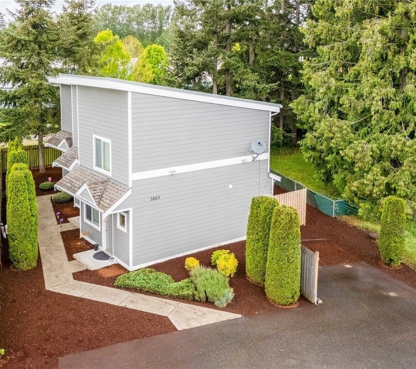 Building Photo - 5863 Cedar Street