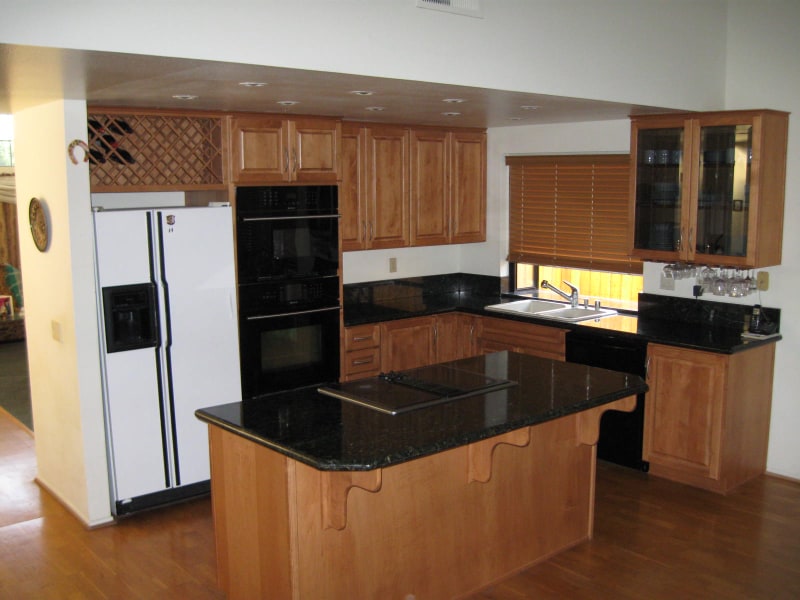 Building Photo - 11322 Redbud Ct