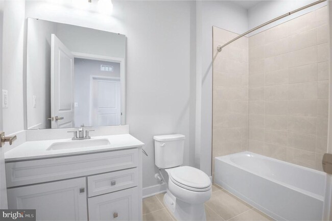 Building Photo - 4399 Peach Lily Ln