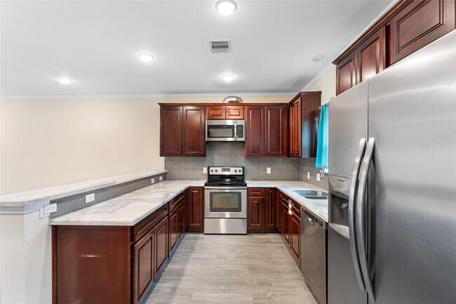 Building Photo - 16922 Glenheath St