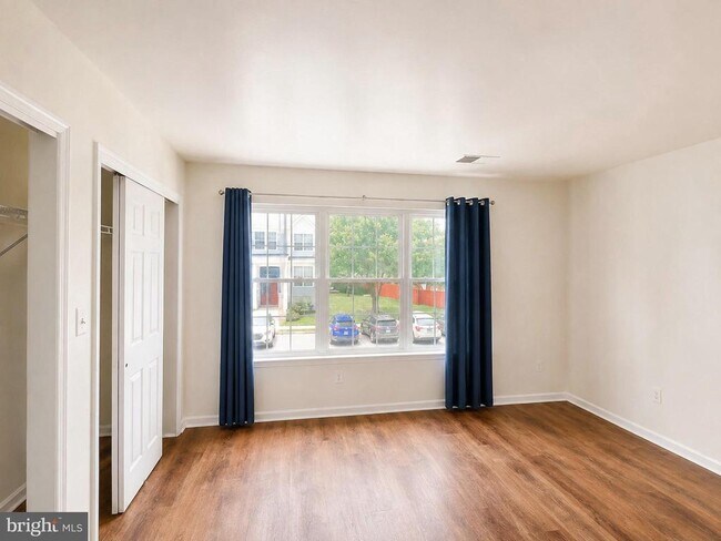 Building Photo - 14133 Autumn Cir