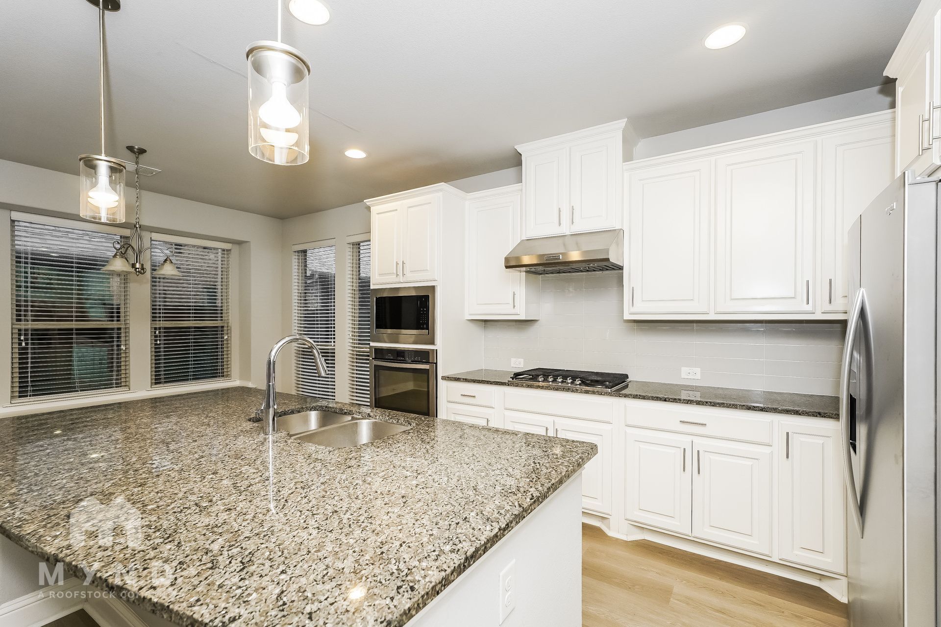 Building Photo - 120 Knight of Realm Blvd