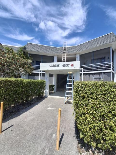 Building Photo - 6507 Winfield Blvd