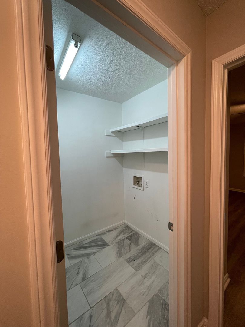 Building Photo - 5521 Fieldcross Ct