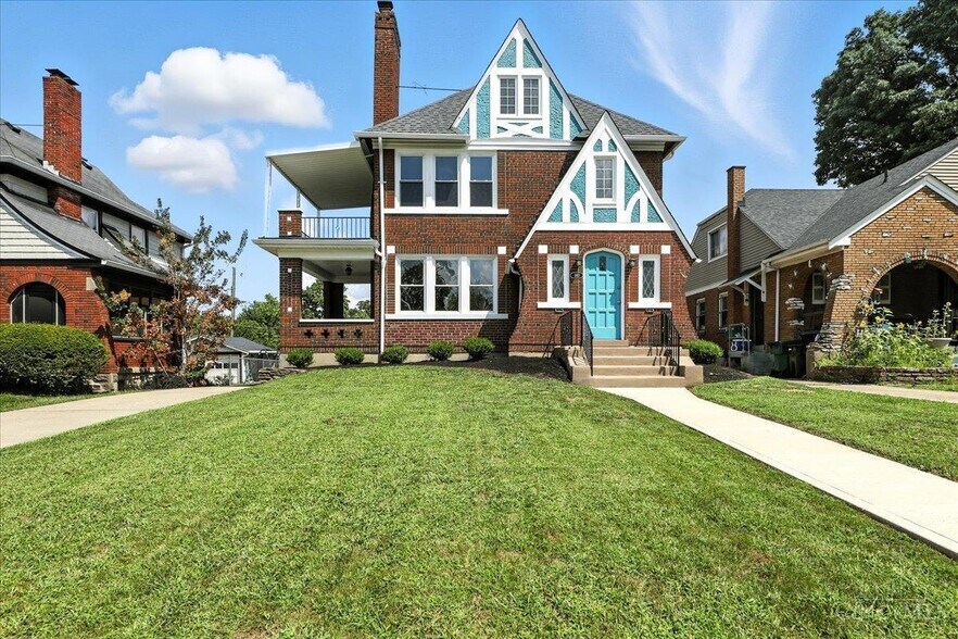 1st floor duplex - 1810 Berkley Ave