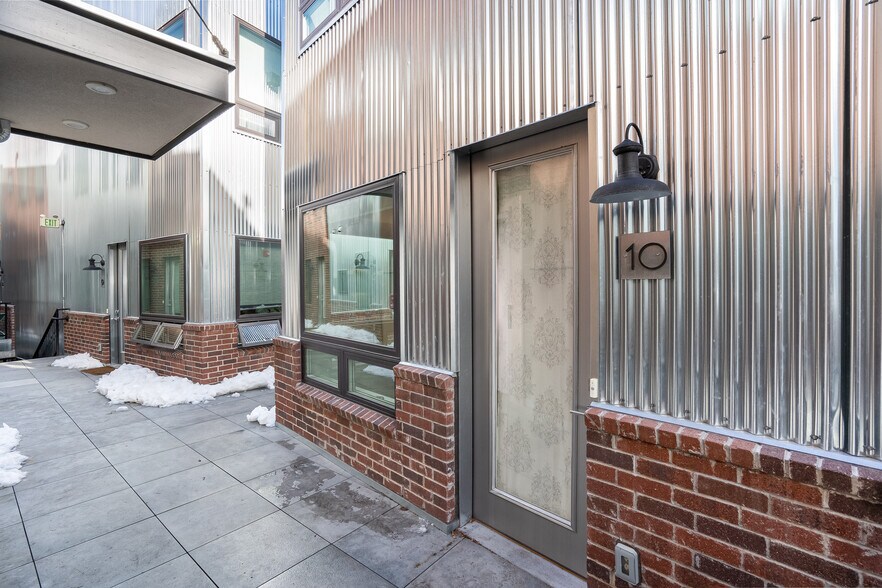 Building Photo - 4144 Tennyson St