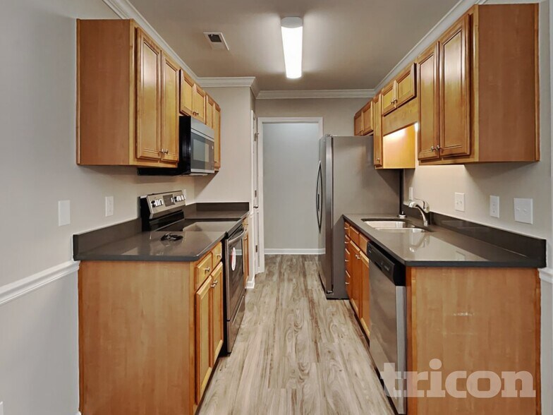 Building Photo - 3929 Garden Creek Dr