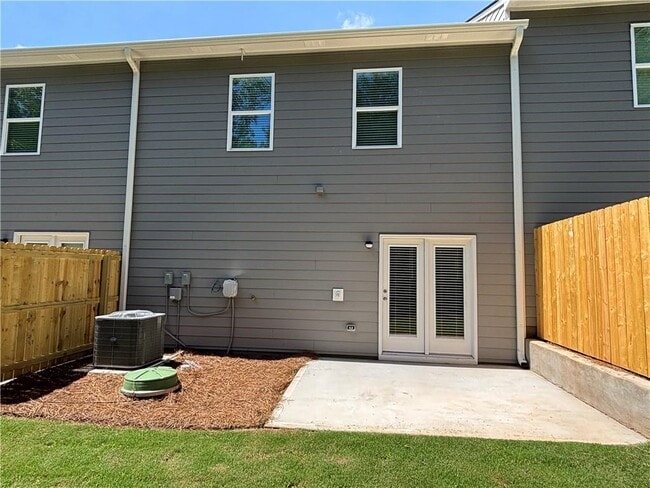 Building Photo - 27 Rustin Rdg