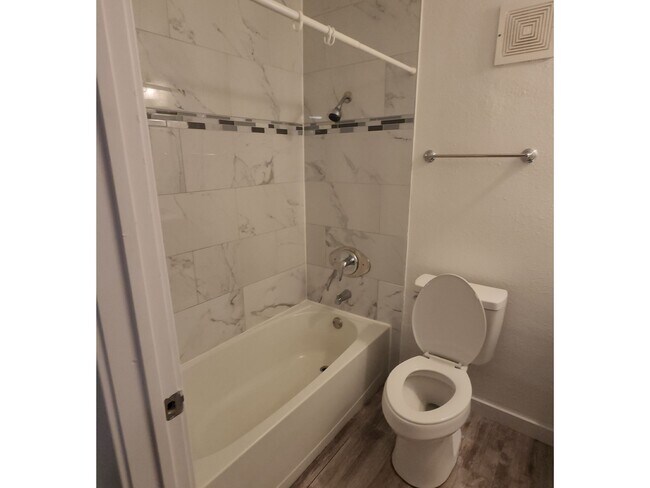 Building Photo - 2677 Gessner Rd