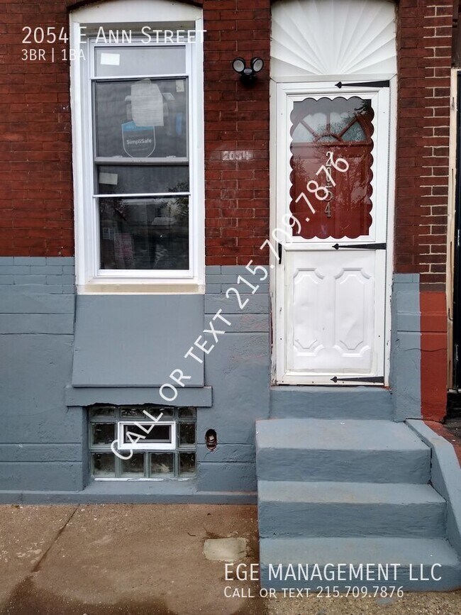 Building Photo - 2054 Ann St