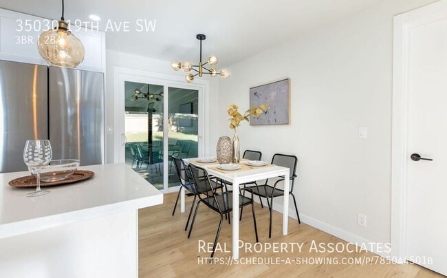 Building Photo - 35030 19th Ave SW