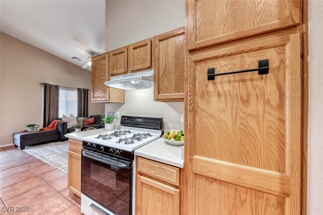 Building Photo - 6255 Dan Blocker Ave