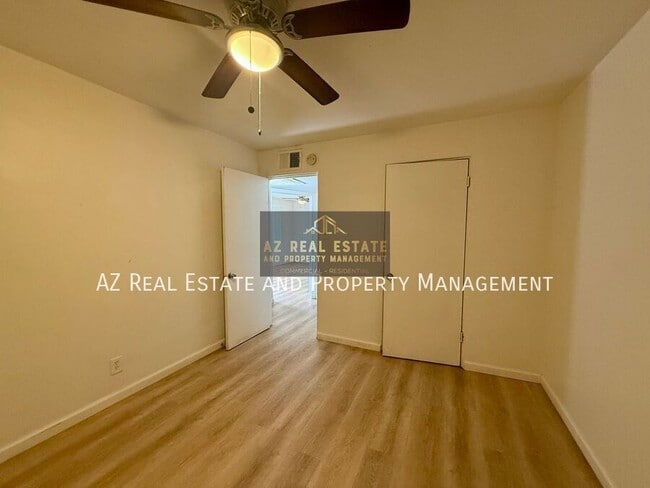 Building Photo - 1218 W Cinnabar Ave
