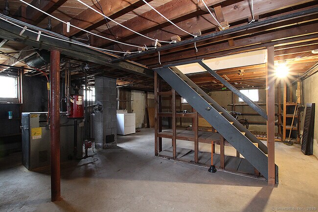 Building Photo - 28 North Ave