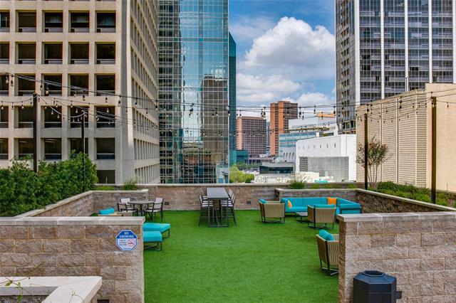 Building Photo - 1200 Main St