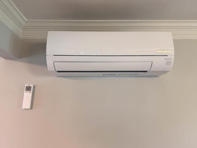 Building Photo - 205 Robert E Lee St