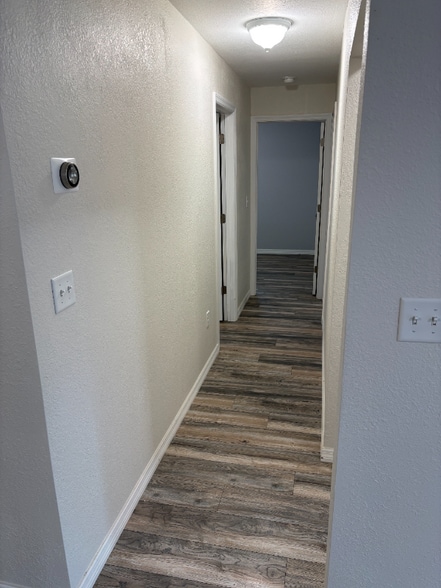 Building Photo - 680 N Court St