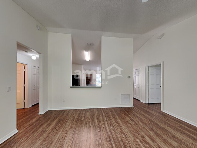 Building Photo - 4416 Brookdale Court