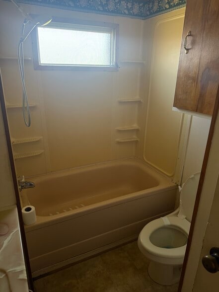 Building Photo - 13136 Denham Rd