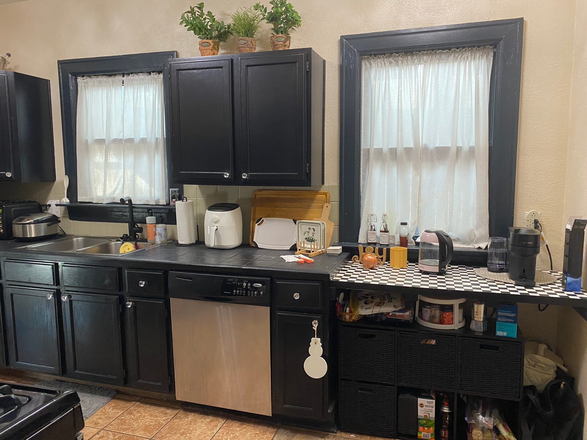 Building Photo - 6306 Goliad Ave