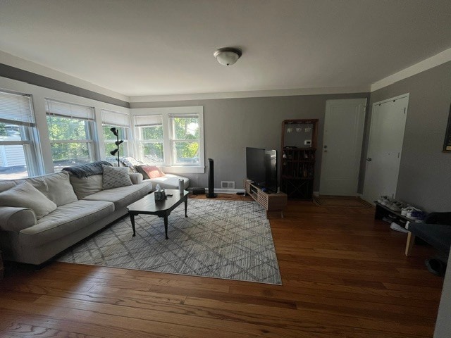 Building Photo - 427 7th Ave SW