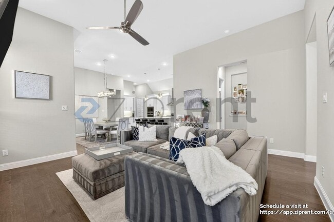 Building Photo - 7313 Zachery Dr