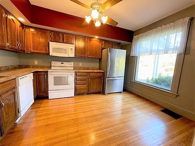 Hardwood Kitchen 1 - 2191 Five Mile Line Rd