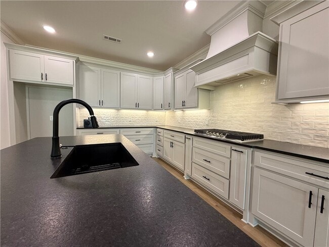 Building Photo - 1308 Cittadella Ave
