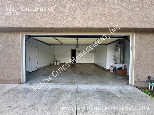 Building Photo - 6220 Ronald Dr