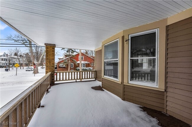 Building Photo - 3219 W 116th St