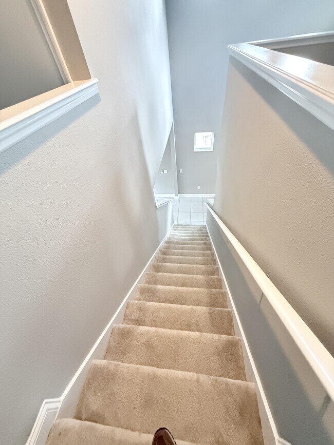 Building Photo - 8025 Navel Orange Ln