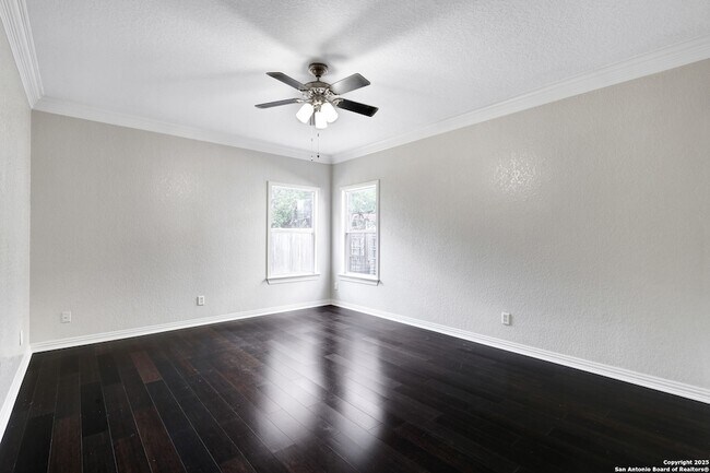 Building Photo - 10511 Cosmos Canyon