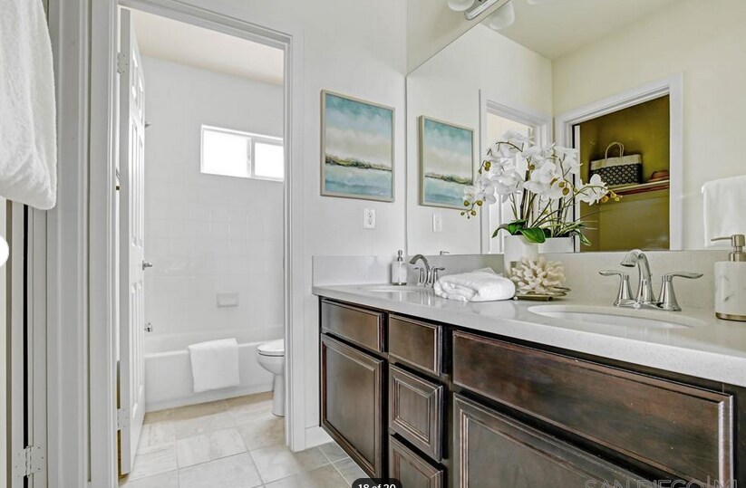 Building Photo - 707 Magnolia Ave