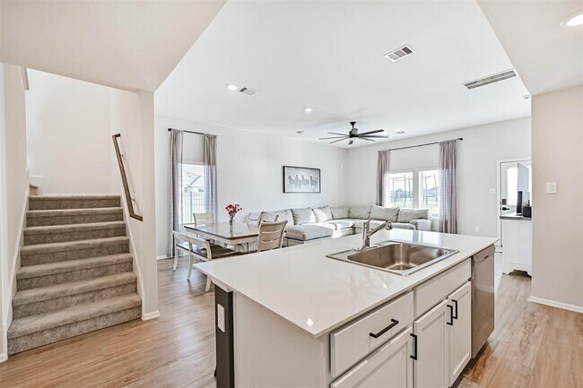 Building Photo - 1484 Twilight Grn Dr