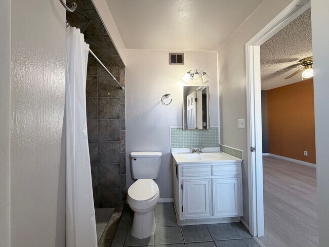 Building Photo - 3BR/2BA with Carport 1,958 sq.ft. rental in Sierra Vista, AZ