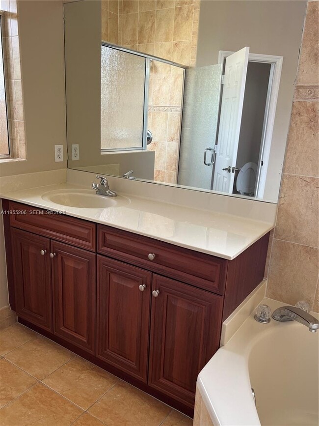 Building Photo - 15389 SW 90th Terrace