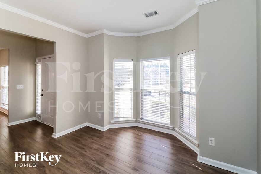 Building Photo - 2991 Summerfield Ct